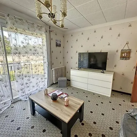 Maison 8 Personnes A La Campagne A 8 Km Des Plages Tatil Evi